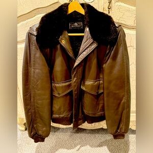 Vintage Leather Aviator/Bomber Jacket by Jack Henry  ***LIKE NEW*** RARE FIND